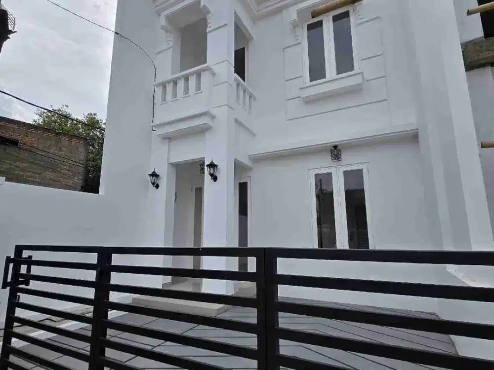 Rumah 2 Lantai Dalam Cluster Di Duren Sawit Jakarta Timur