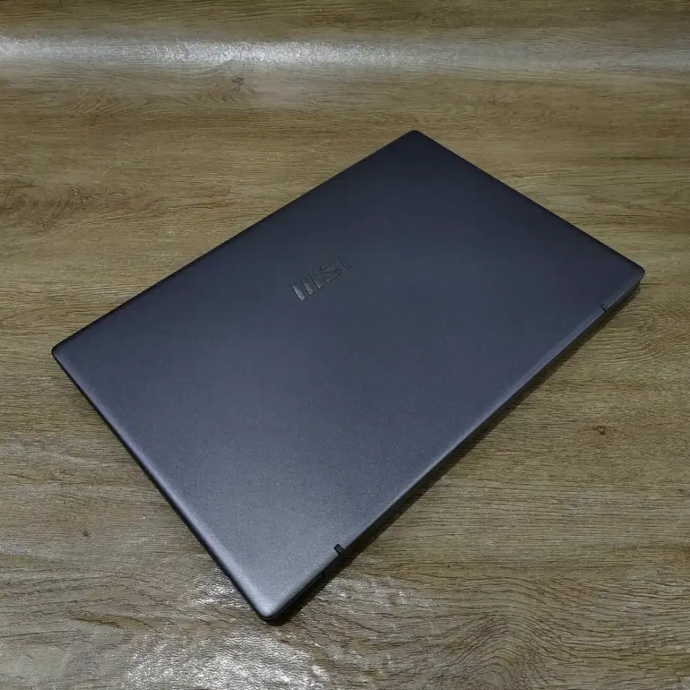 Laptop MSI Modern Slim Core i7 Gen13 RAM 16GB bonus Mouse Baru Siap pa