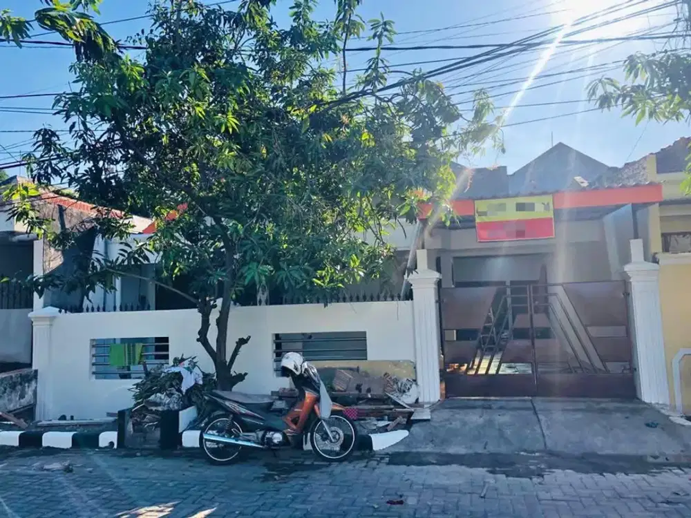 RUNGKUT ASRI TENGAH JLN UTAMA ROW EMPAT Mobil