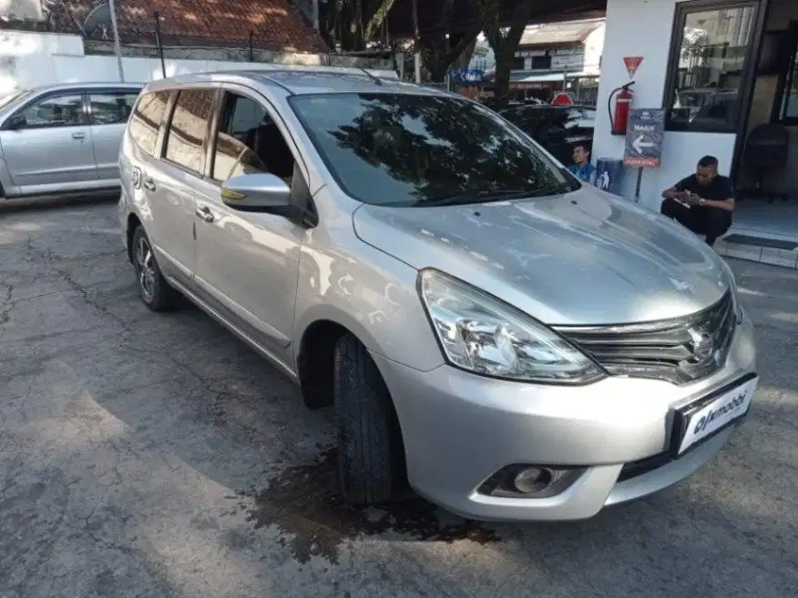 DP MURAH Nissan Grand livina 1.5 XV Bensin-AT 2017  CSZFB