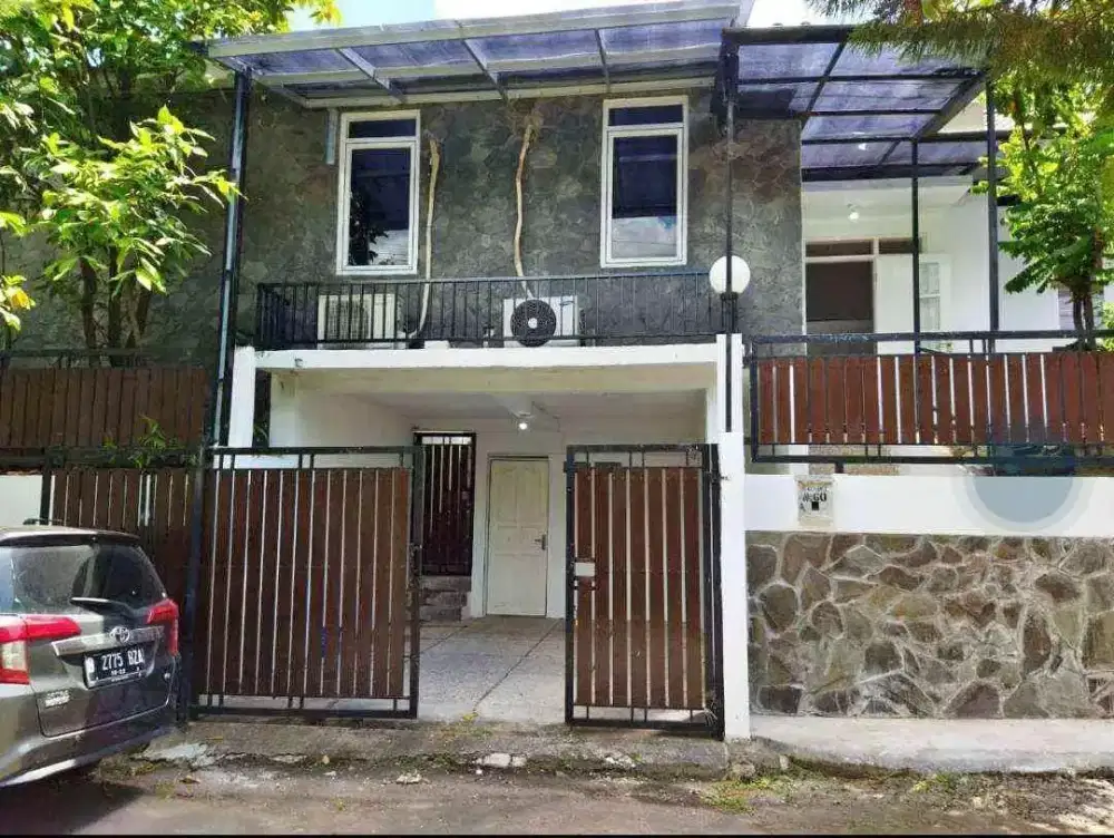 Disewakan bulanan rumah jalan cijahe taman yasmin