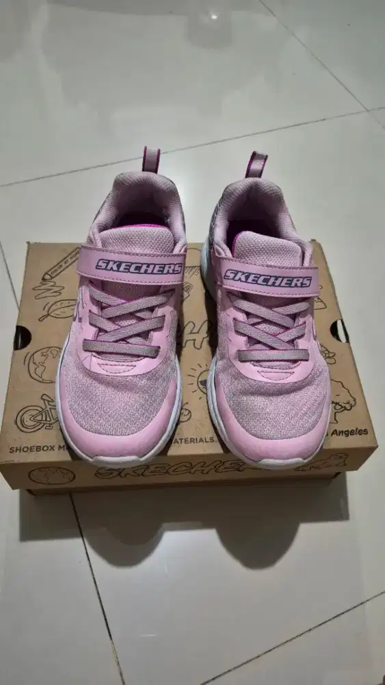 Sepatu Sketcher (Asli) PreLoved