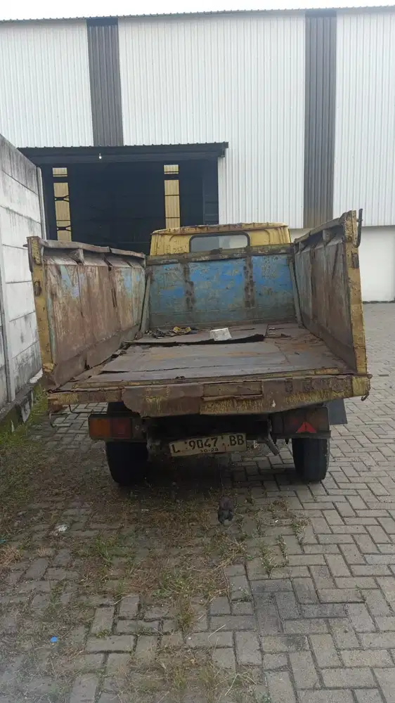 Mitsubishi FE 304 2000 Diesel