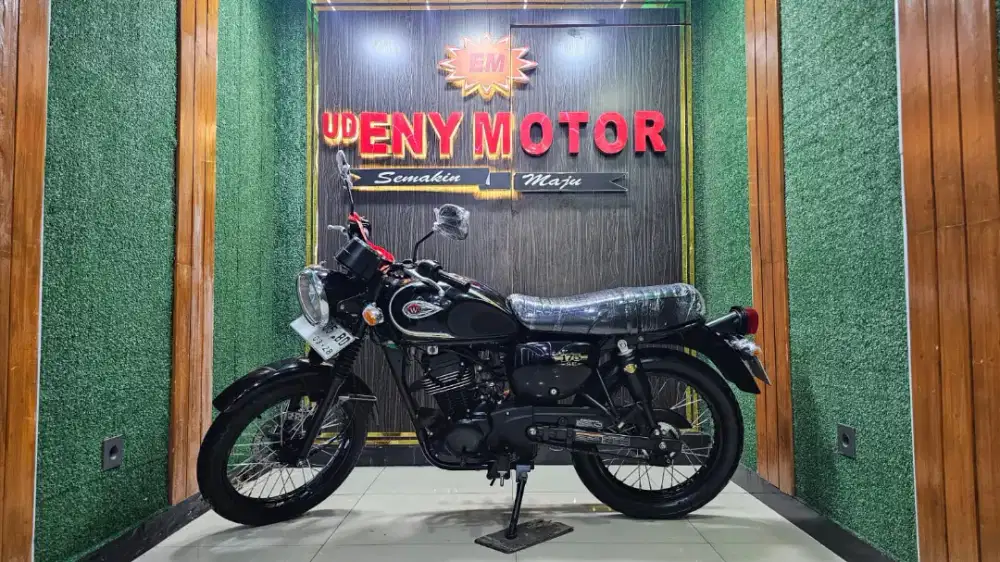 UD ENY MOTOR- KAWASAKI W175 SE TAHUN 2018