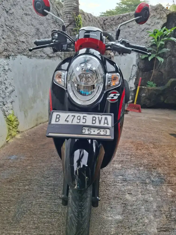 Honda Scoopy th 2019.