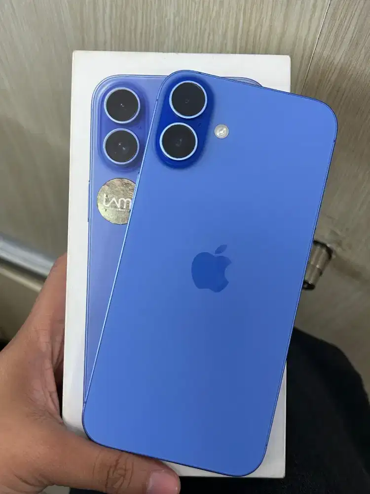 Iphone 16 plus ibox 128
hb 100 cc 179 
fullset mulus garansi on