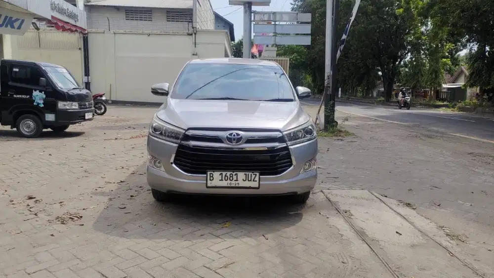 Toyota Innova [2017]