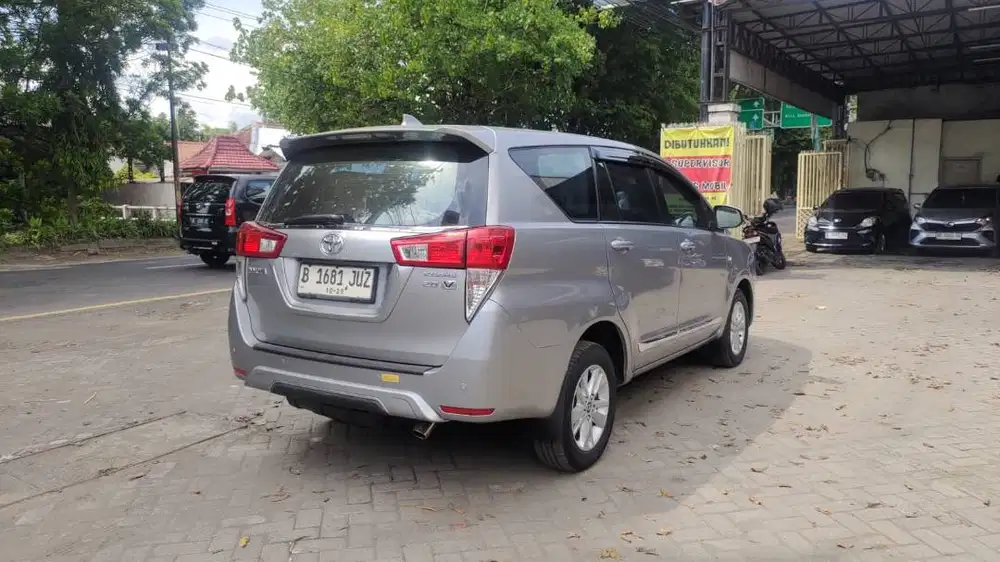 Toyota Innova [2017]