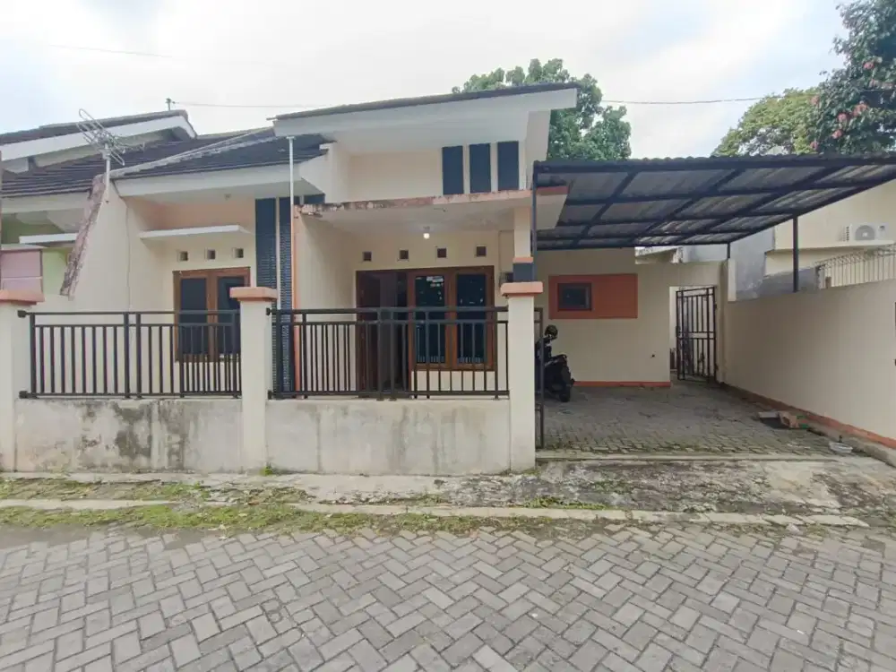 Rumah disewakan dan dijual di jln.kabupaten barat kampus UTY