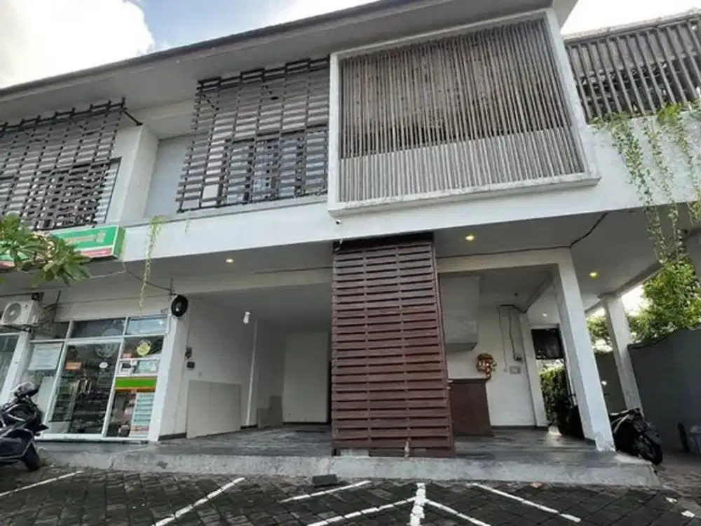 Shop For Rent Prime Location In Berawa, Canggu