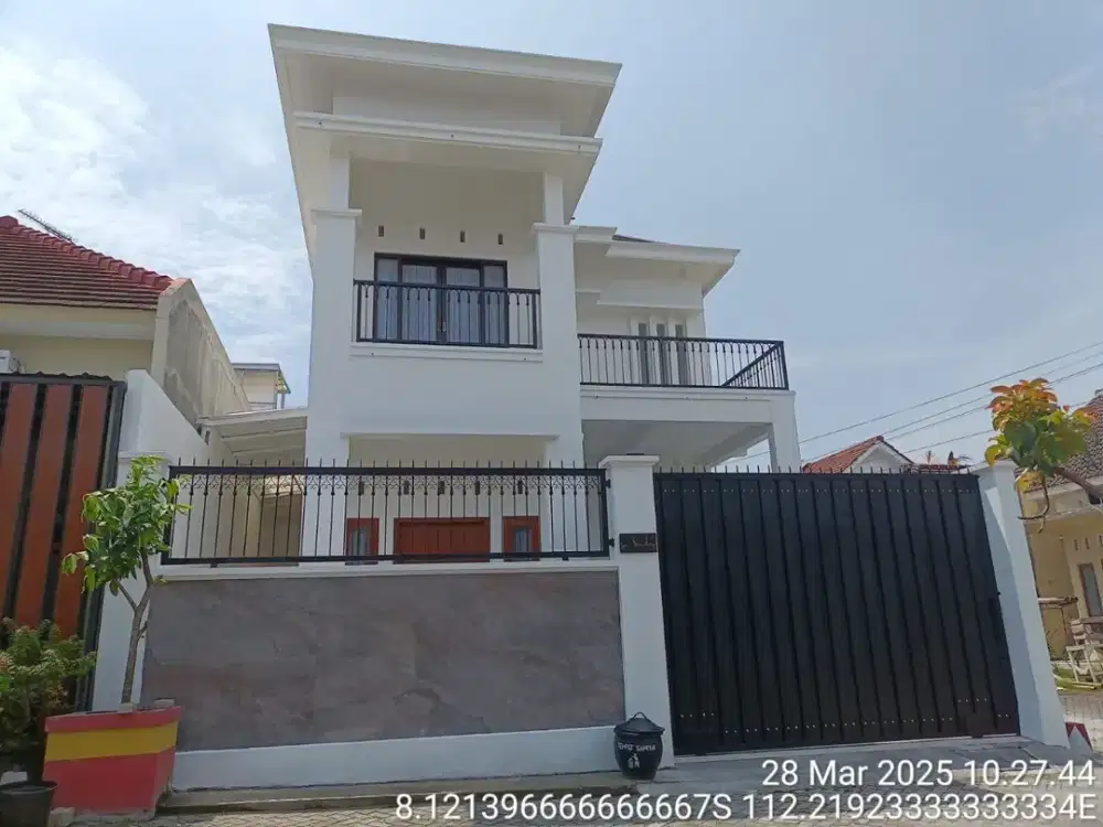 Dijual Rumah Baru Full Furnish di Kanigoro Indah Blitar
