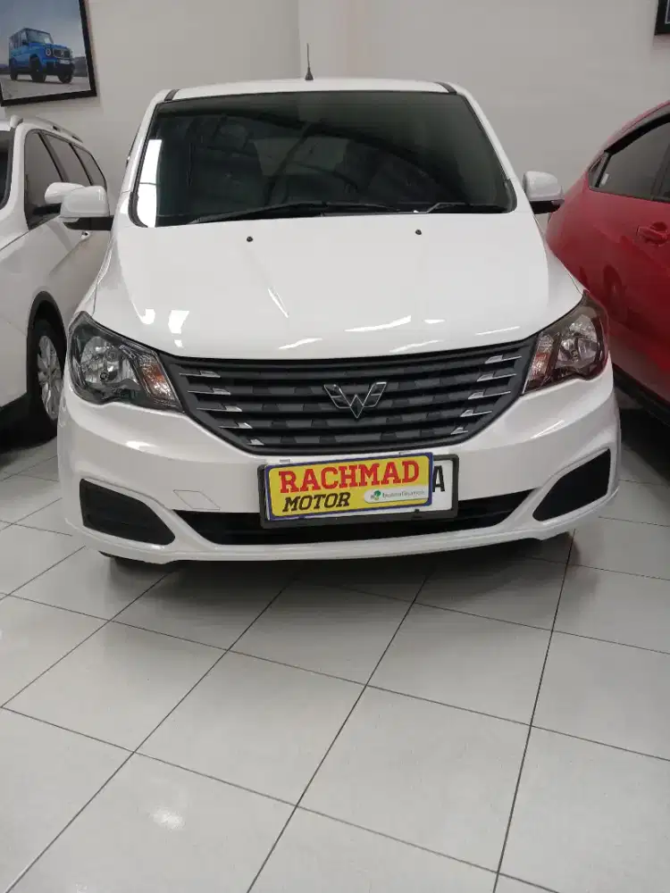 Wuling Confero DB 2023 Putih M/T 1.5cc