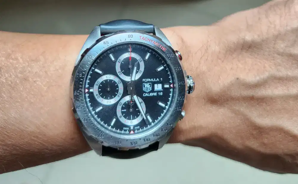 FORMULA 1 CALIBRE 16 CHRONOGRAPH BLACK DIAL (2017)