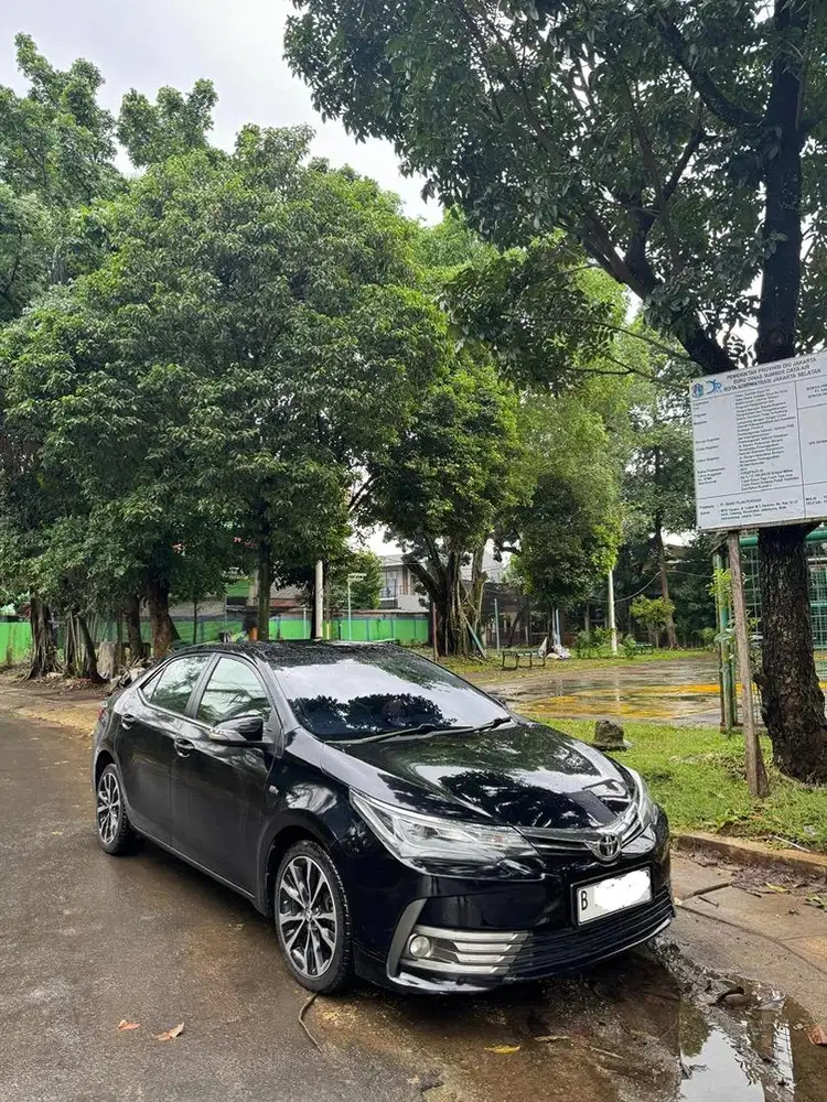 Corolla Altis V 2018 Pribadi