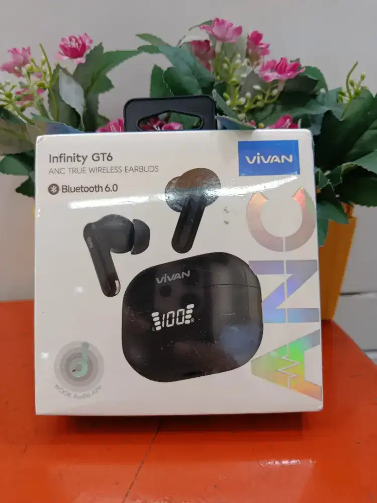 TWS VIVAN INFINITY GT6