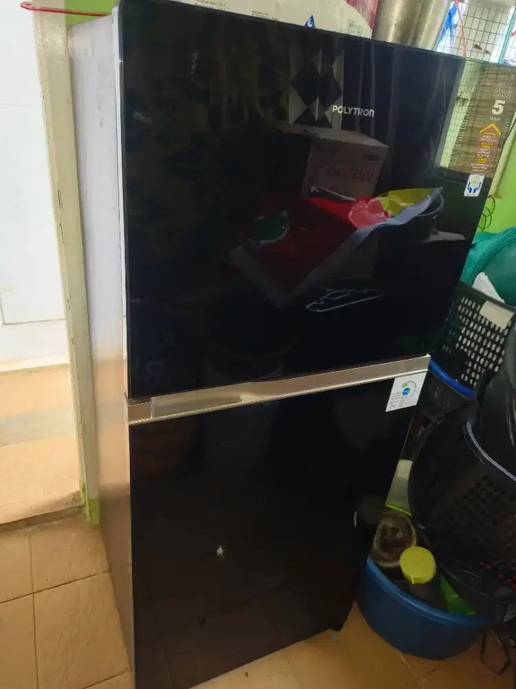 JUAL KULKAS 2 PINTU POLYTRON
