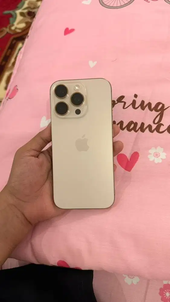 Dijual iphone 16 pro 128 gb (ibox) garansi sampai bulan september 2026