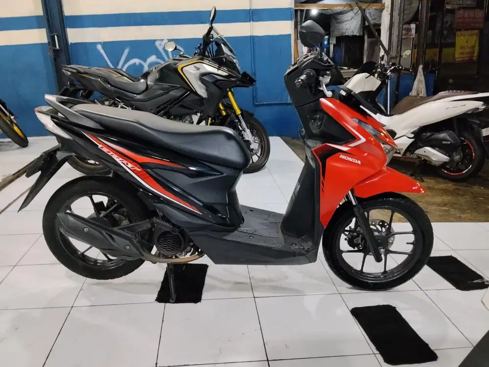 dijual cepat Honda beat all new 2024 kondisi gres