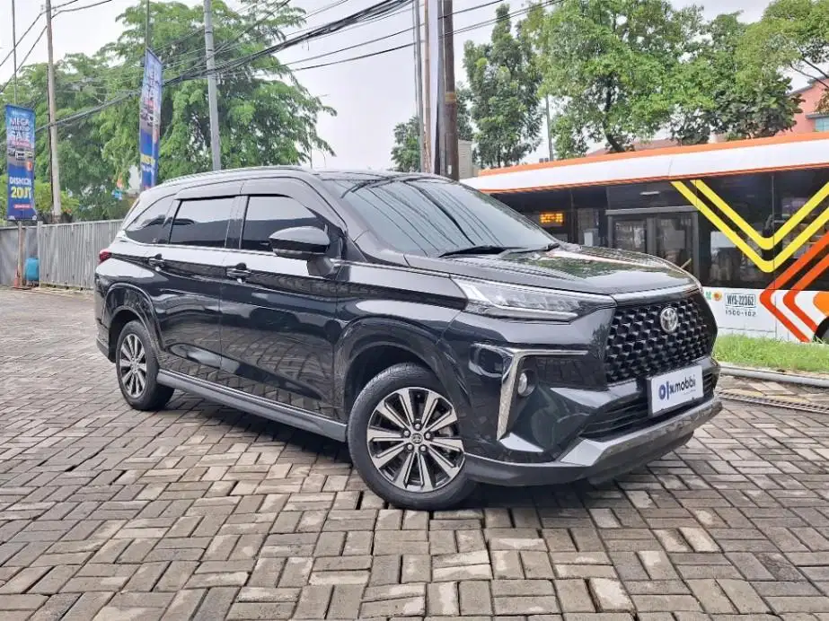 DP MURAH Toyota Avanza 1.5 Veloz Q Bensin-AT 2023 Hitam CHKOB