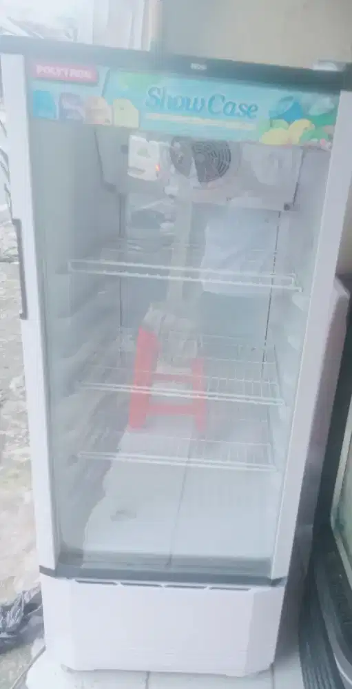 Di jual showcase merk Polytron Normal dingin SIAP PAKAI