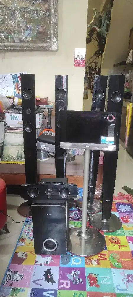 Home theter LG ht 953tv anakan 5 sub 1