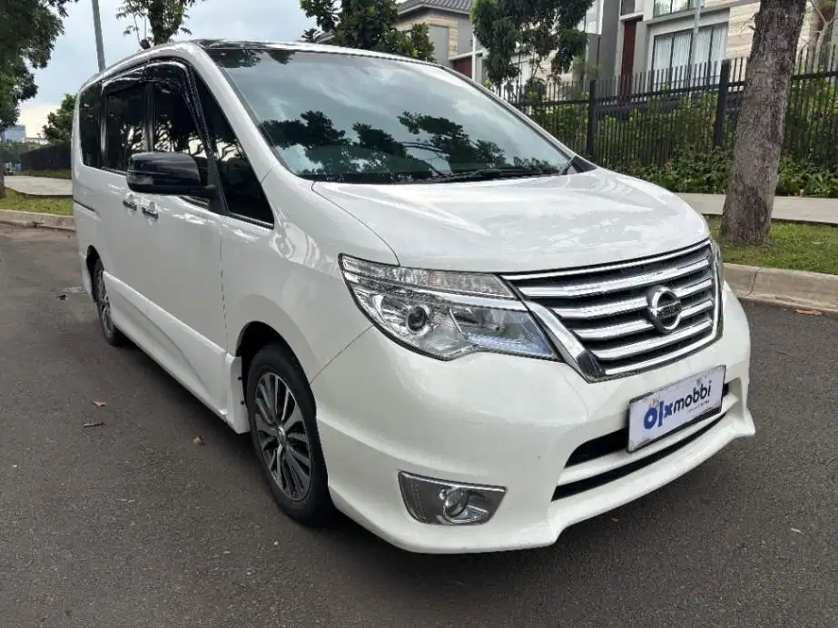 DP MURAH Nissan Serena 2.0 Highway Star Bensin-AT 2017 Putih C1GKB