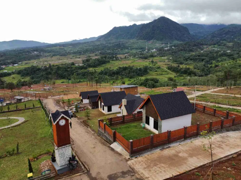 Jual Tanah Kavling Siap Bangun SHM
Lokasi strategis kawasan sunrise
Suasana asri sejuk segar bebas polusi
Dekat Jabodetabek 90 menit dari exit Tol