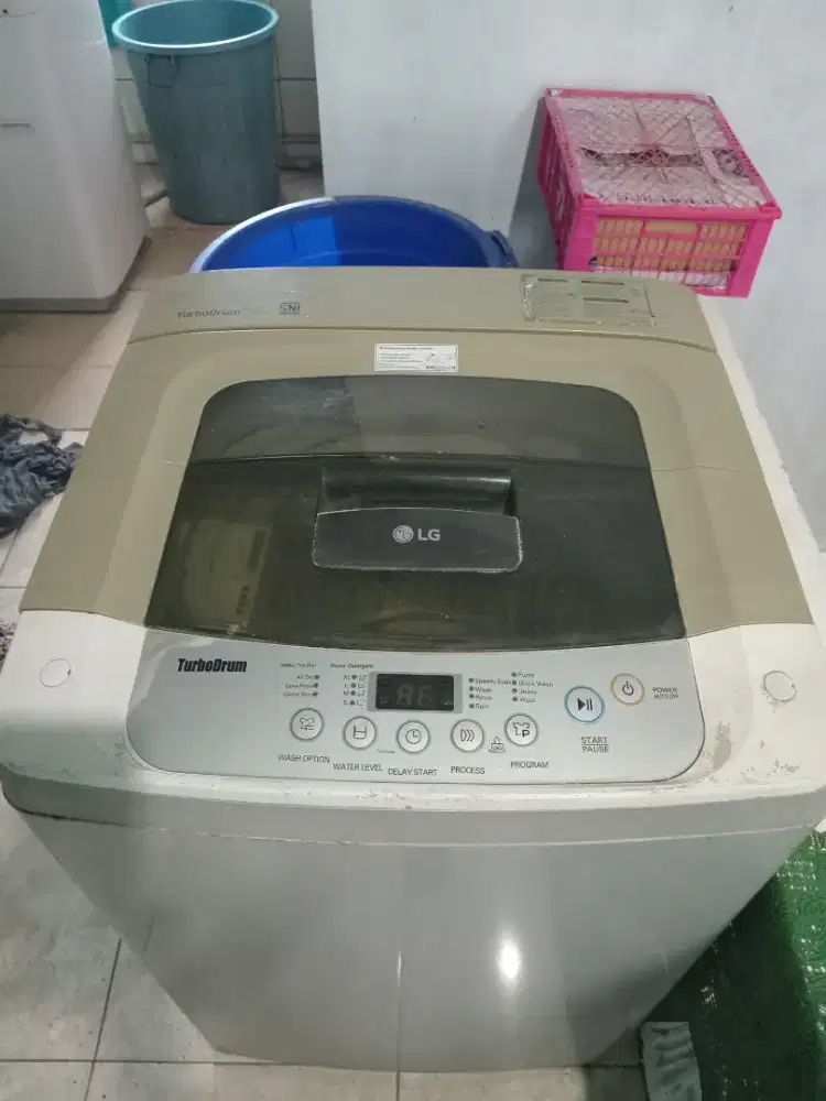 Dijual Mesin cuci bekas LG turboDrum