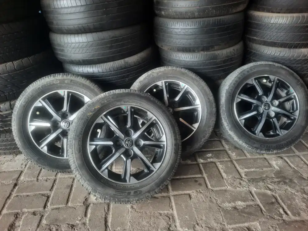 VELG Original r14 calya sigra ayla agya