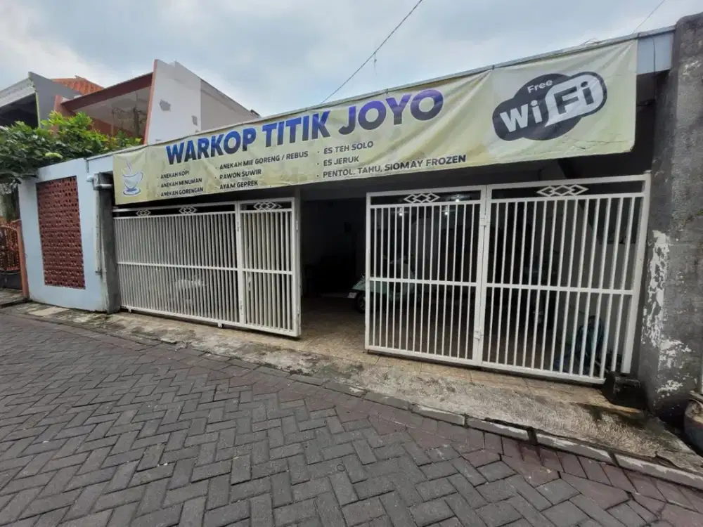 Rumah Strategis dan Murah di Kawasan Wiyung dekat dengan Pakuwon Mall Surabaya