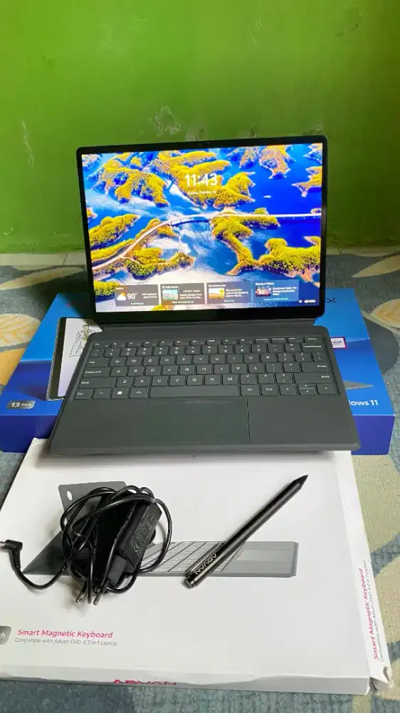 Laptop advan evo x 13 layar 13 inci 2K (2160x1440) IPS, prosesor Intel