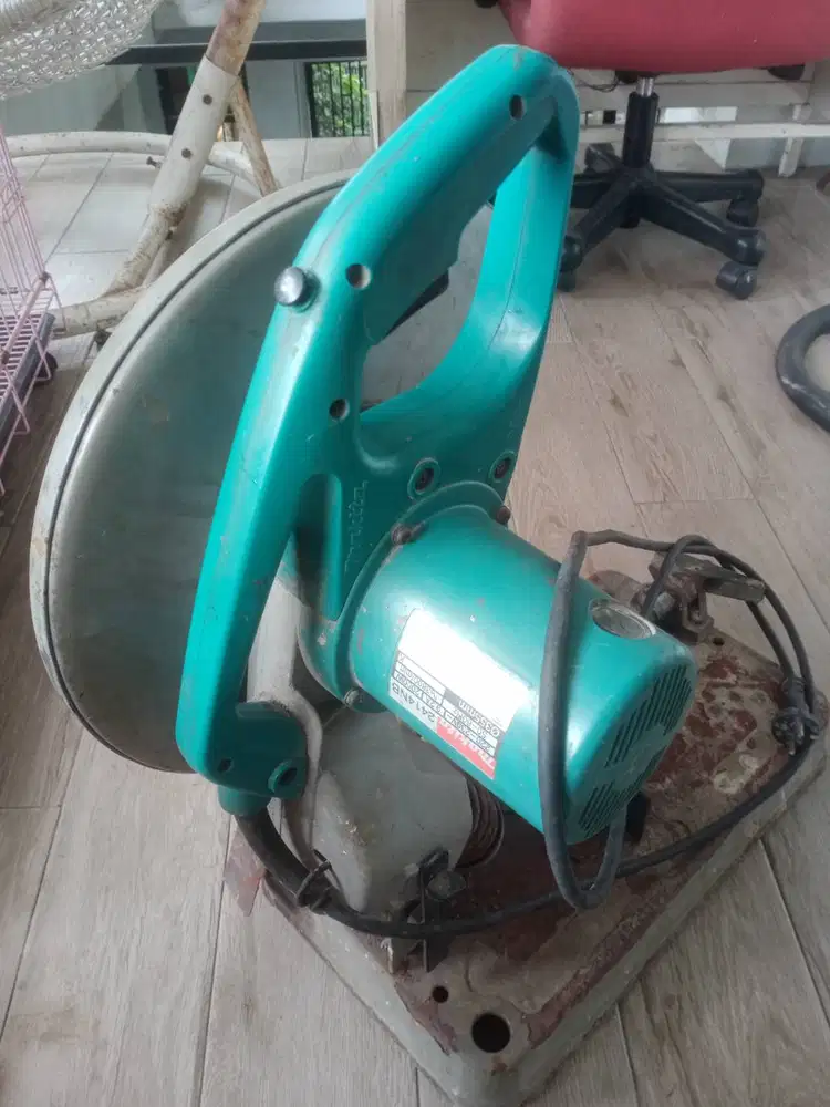 Jual Cepat Makita 2414NB 14 inc.Asli.Jarang Pakai.Kondisi Prima.