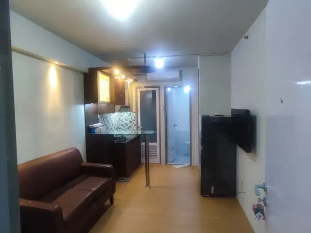 Di Jual Unit Baru Selesai Renovasi  Lantai Rendah 2BR Furnished Apartemen Gading Nias Residence