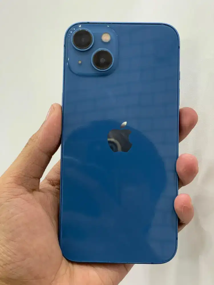 iphone 13 128GB ibox fullset
kondisi fisik 95% mulus
hb 78% original