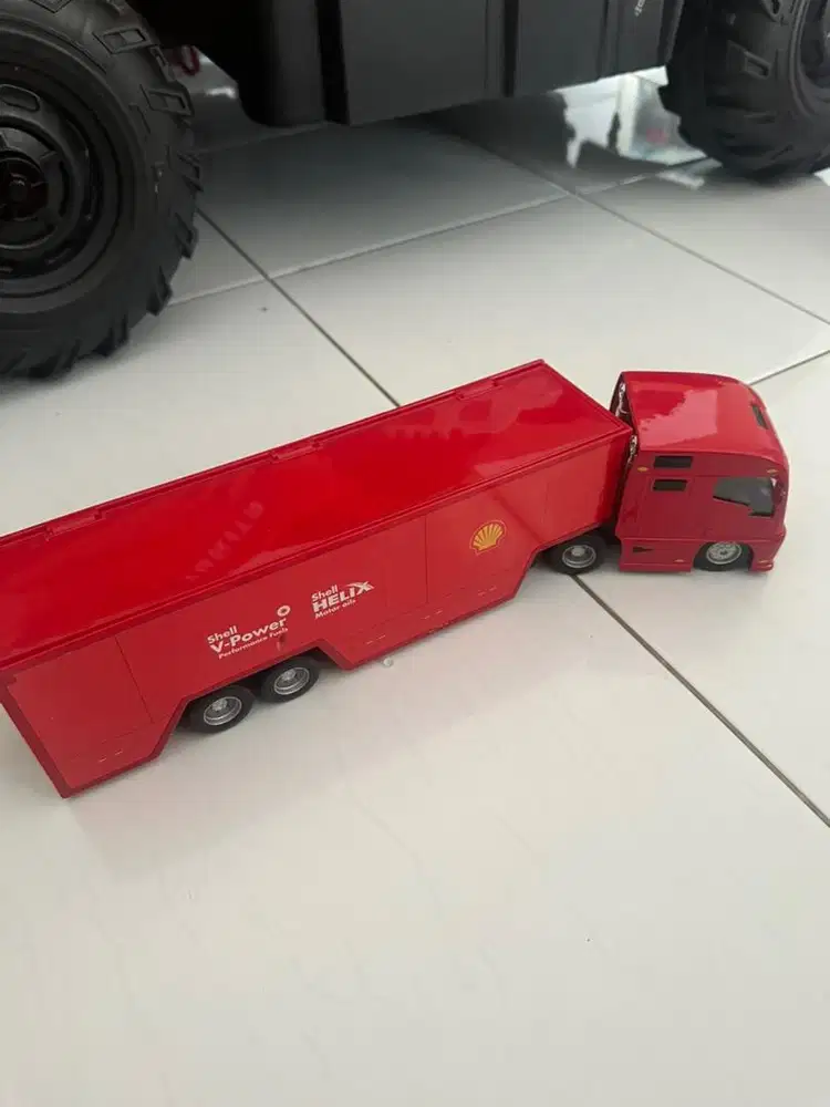 Diecast Truck Hauler Shell Mainan