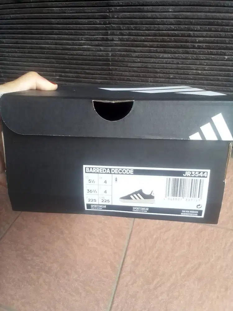 Adidas barreda preloved