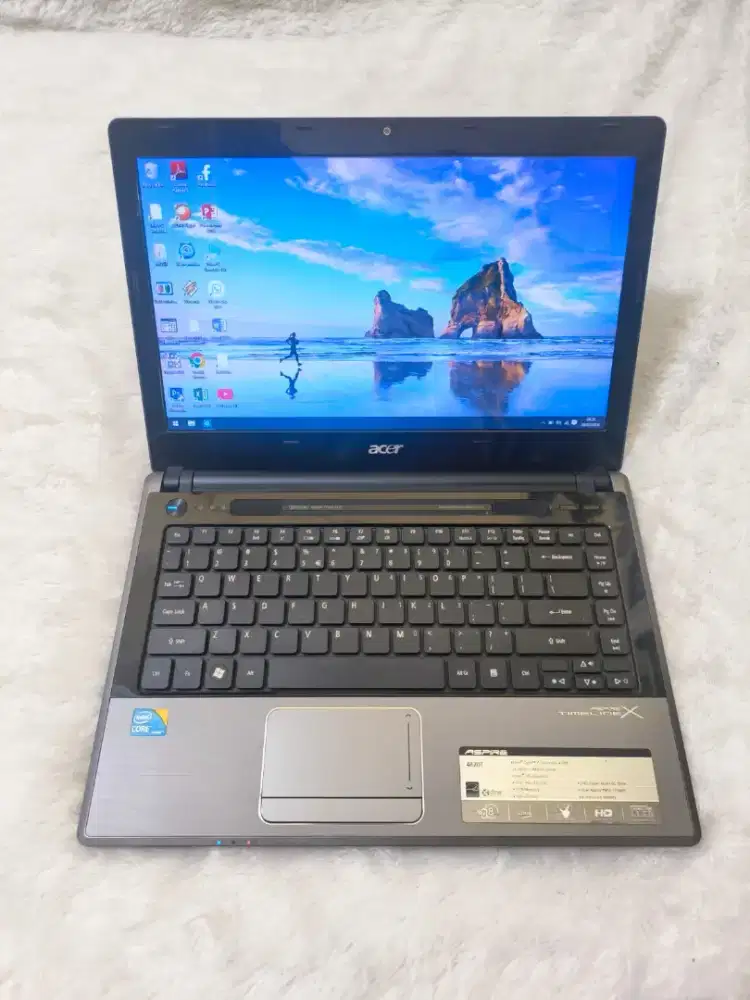 Dijual laptop acer slim,kencang.core i5,ram 8 gb,hdd 750 gb