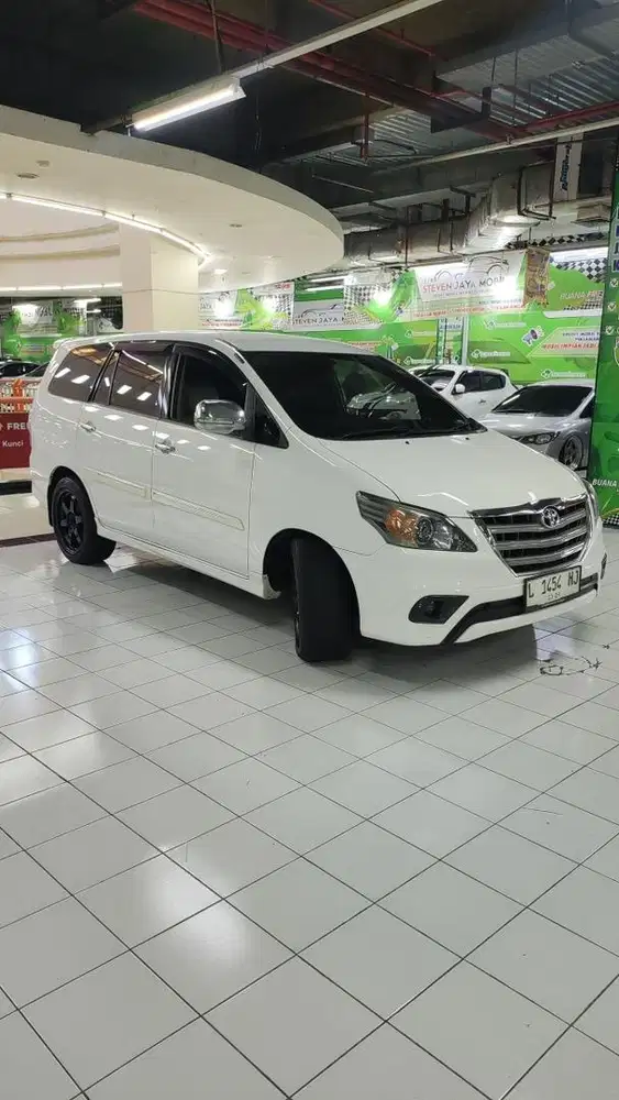 Kijang Innova G matic 2014 solar