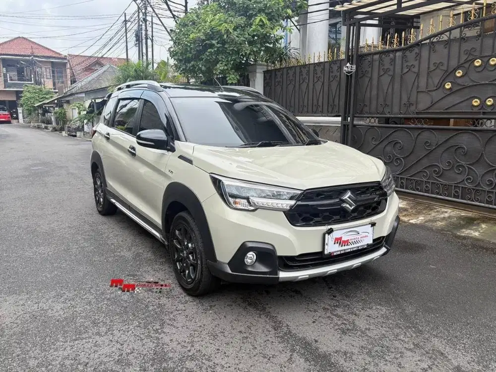 Suzuki XL7 Alpha Hybrid 1.5 AT 2024 Coklat Muda
