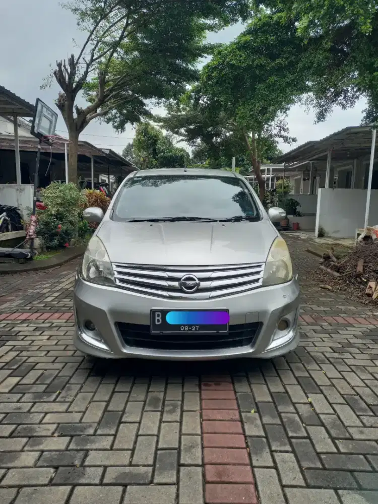 Di Jual Nissan Grand Livina 1.8 XV HWS 2012 Pajak Panjang  Cash