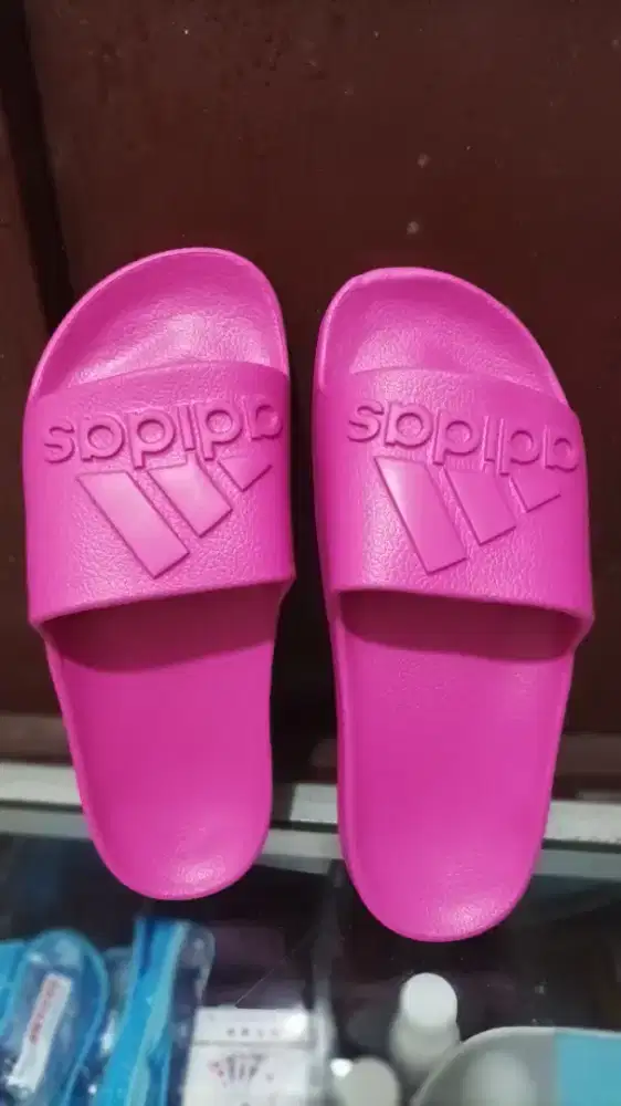 Dijual murah sendal ADIDAS original