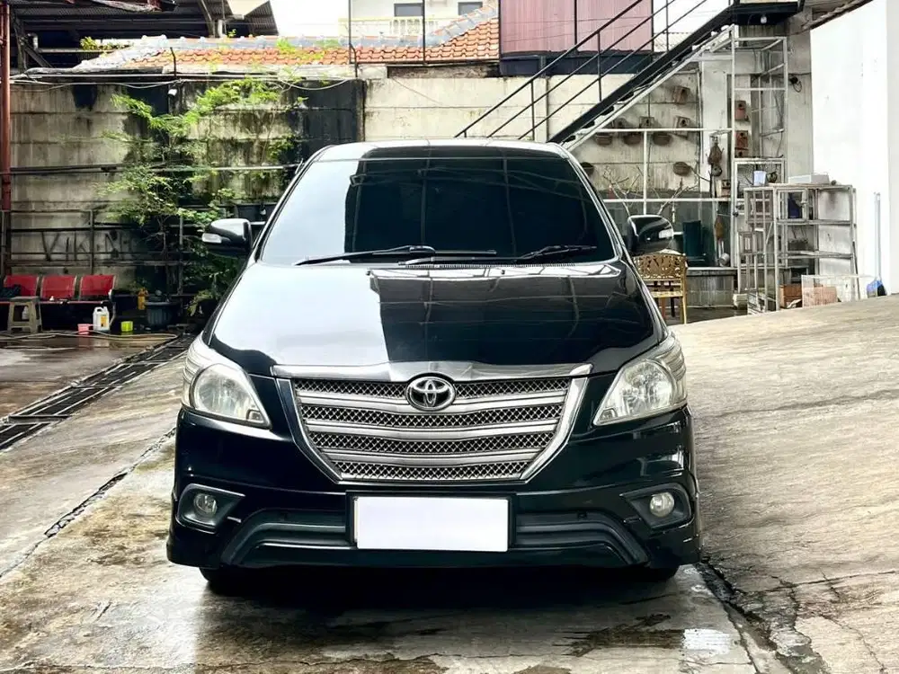 Toyota Innova 2.0 G Luxury Manual / MT 2014