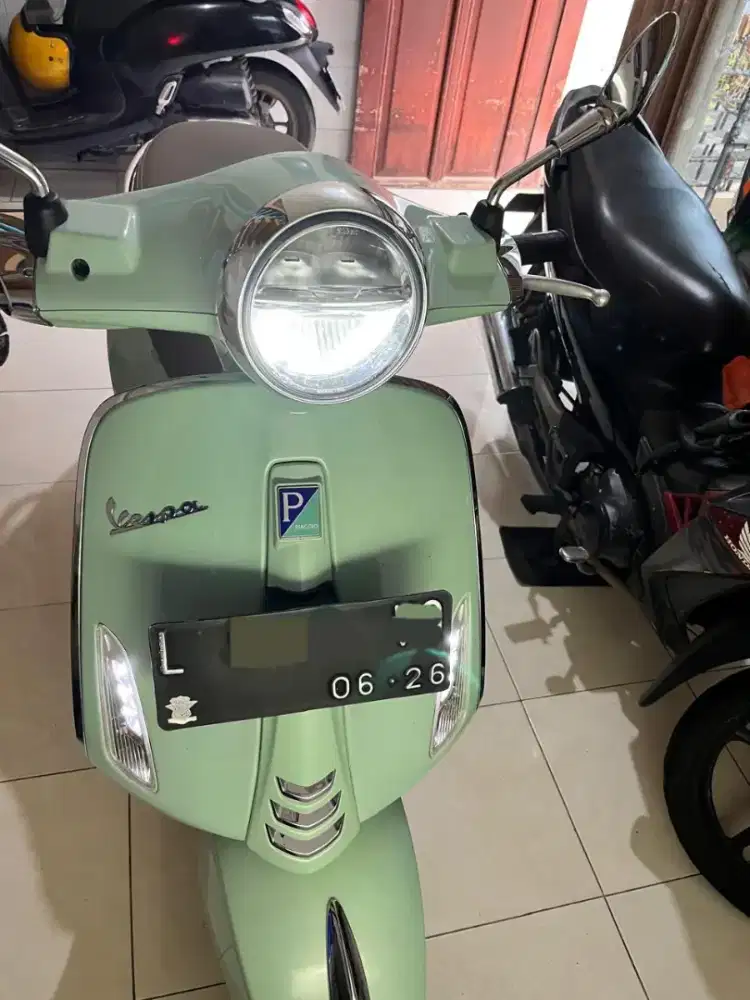 Vespa Primavera ABS 150cc 2021 green relax