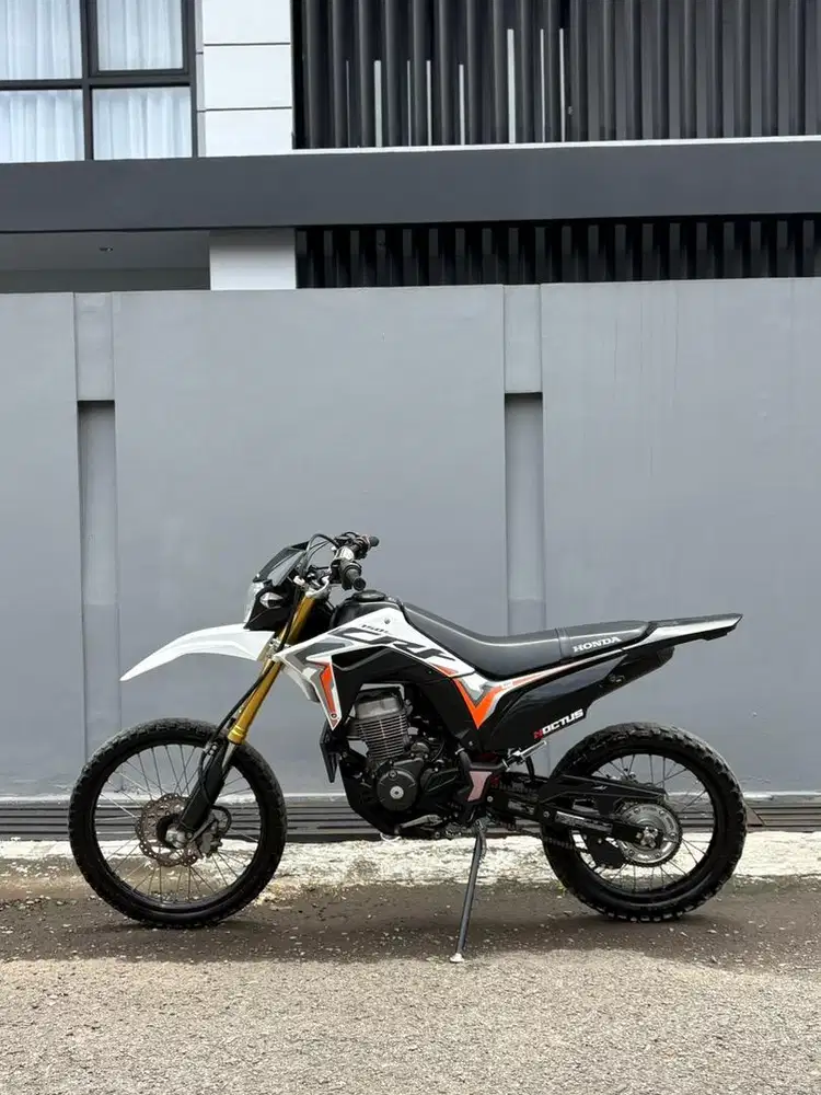 Honda crf 150 tipe L