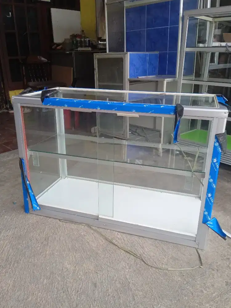 Etalase makanan baru