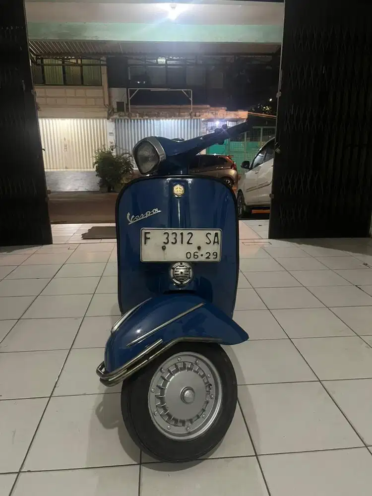 Vespa Super 150 CC Tahun 1975