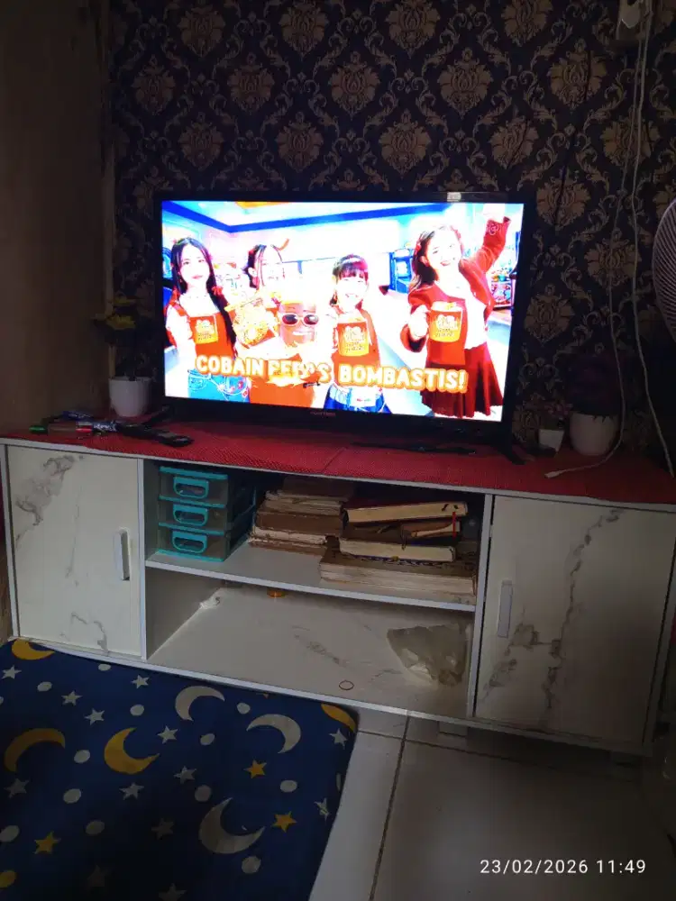 Jual meja tv 600 kurang dikit