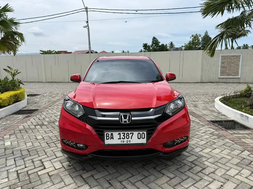 HONDA HRV E CVT METIC 2015