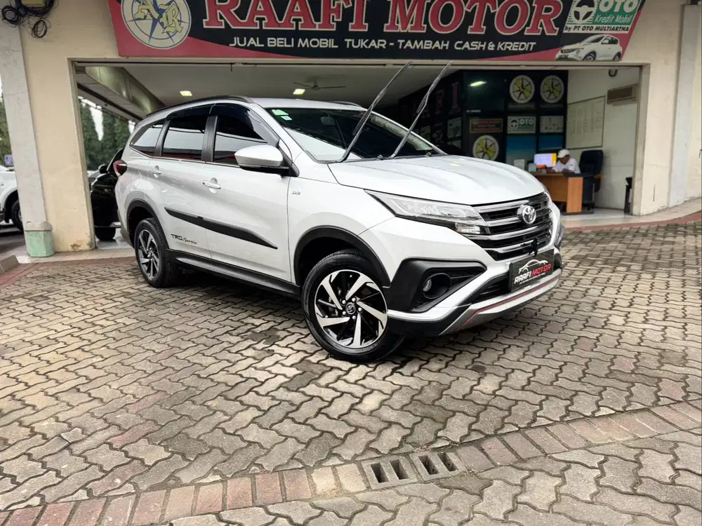 Toyota Rush S TRD AT 2018 Silver Matic