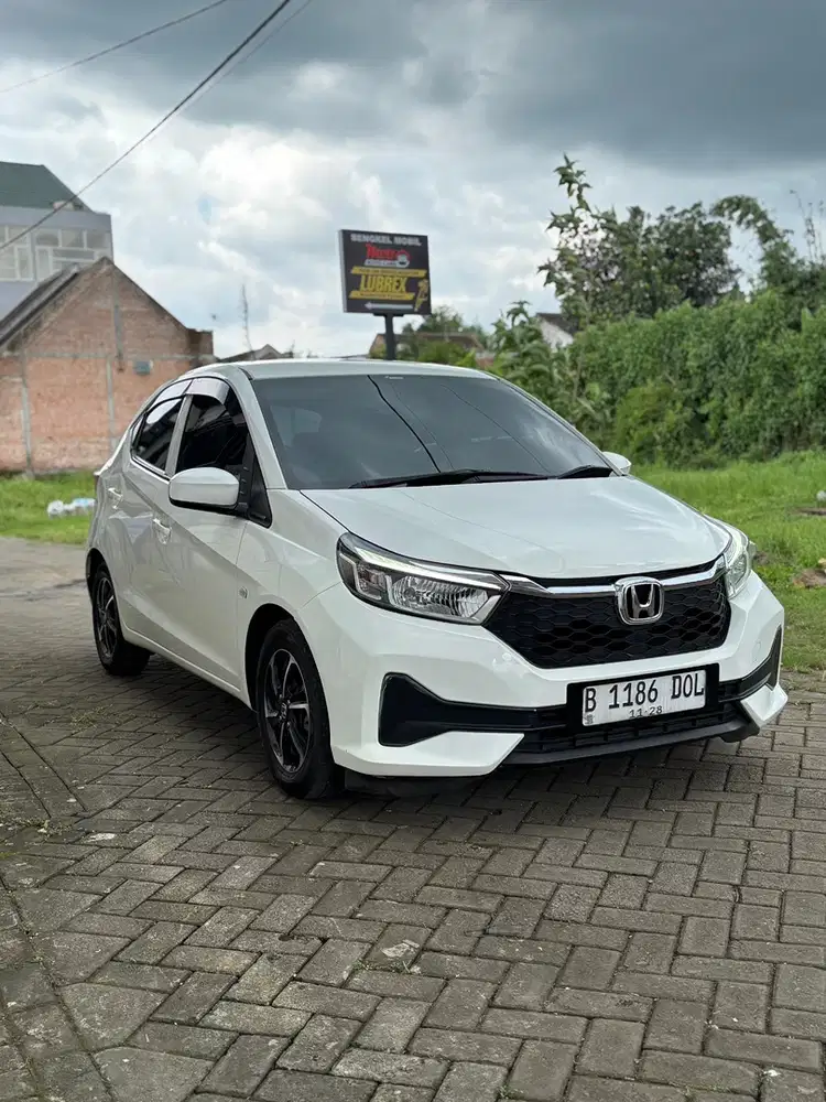 Honda Brio 2023 Bensin
